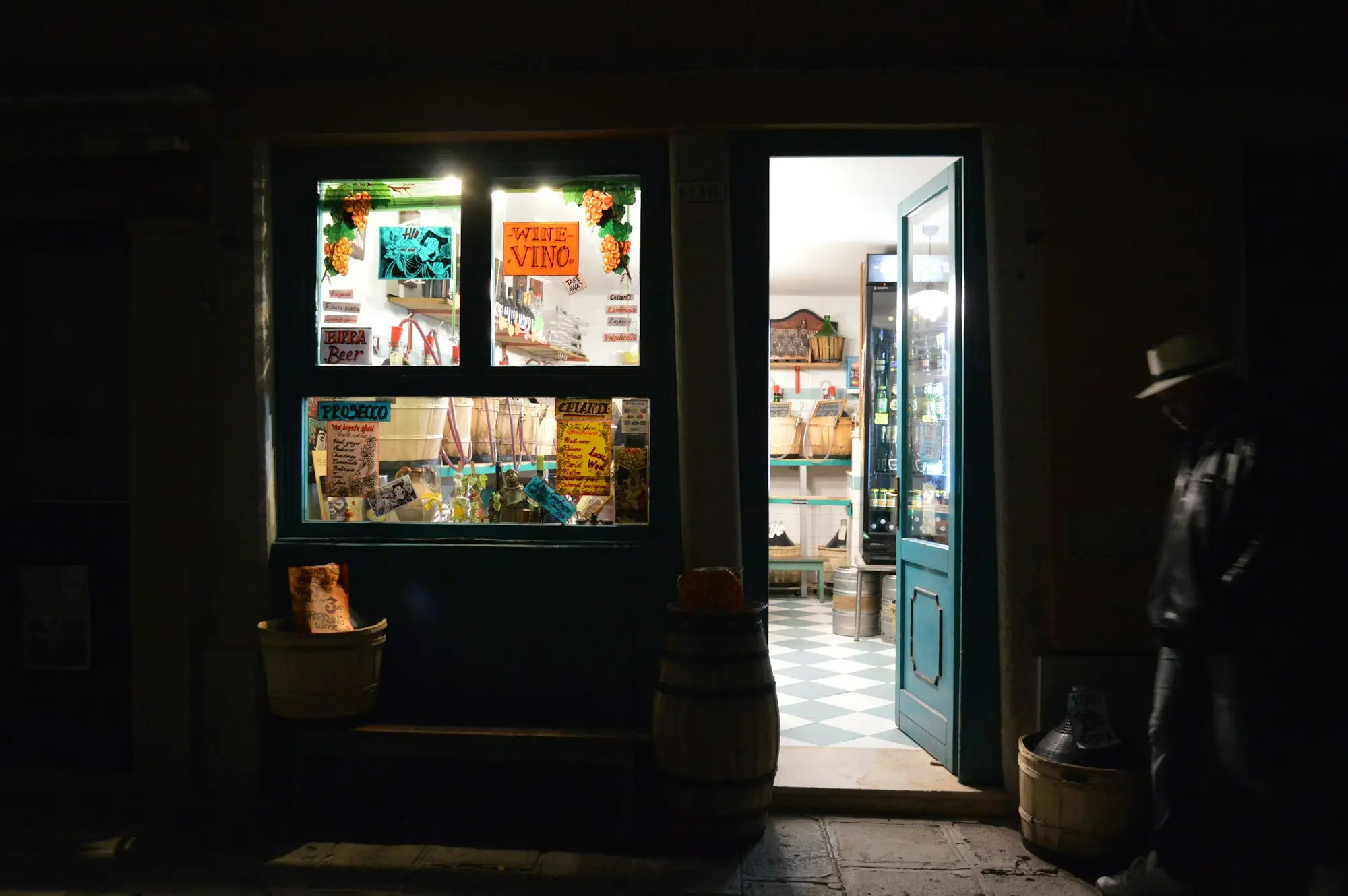 Expansion second bakery shopfront
